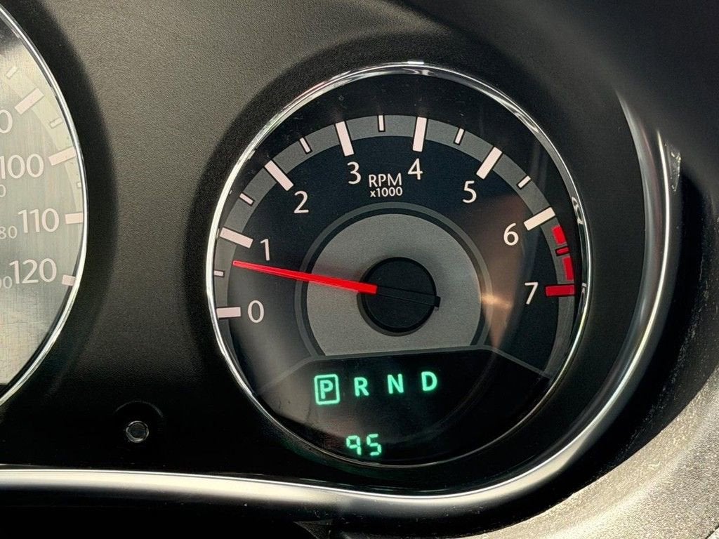 2013 Chrysler 200 LX