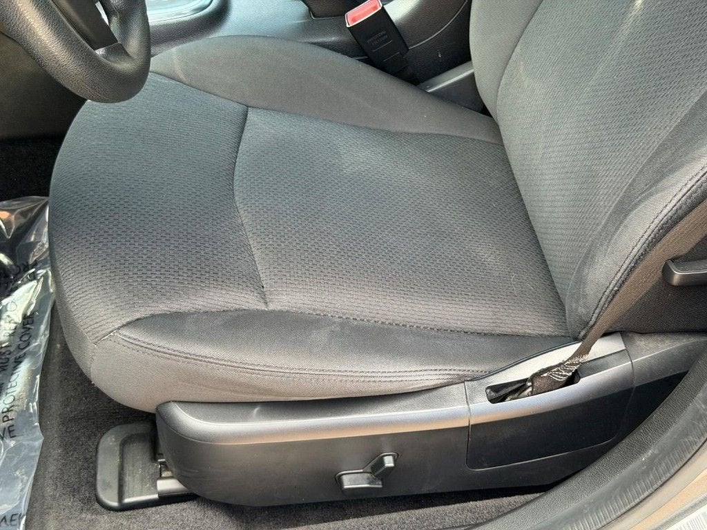 2013 Chrysler 200 LX