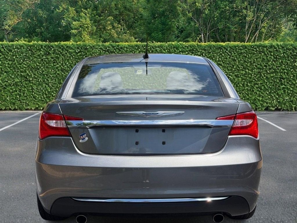 2013 Chrysler 200 LX