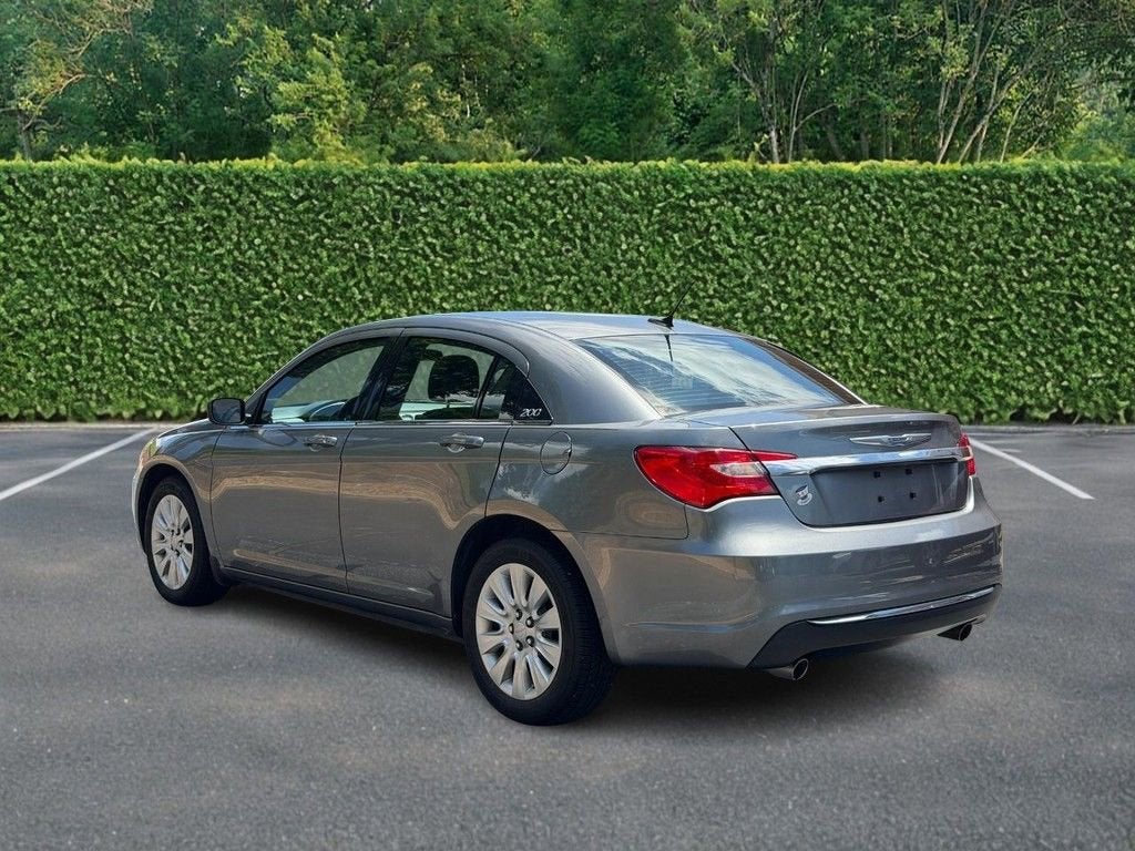 2013 Chrysler 200 LX