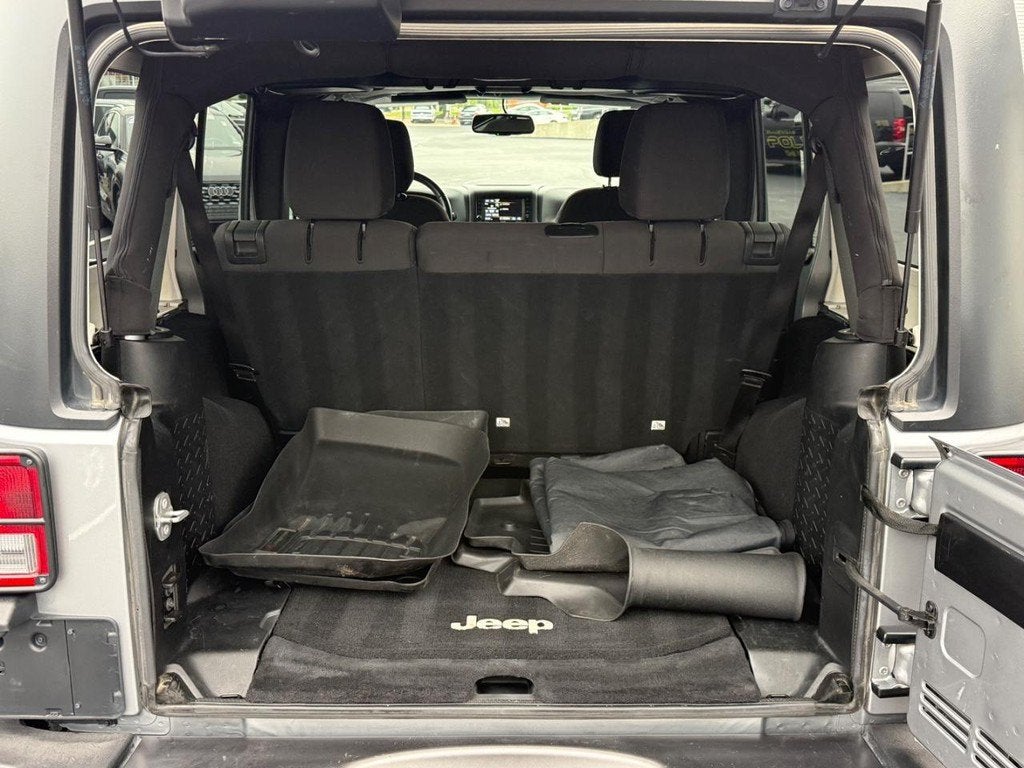 2016 Jeep Wrangler Unlimited Black Bear