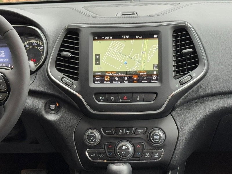 2023 Jeep Cherokee Altitude Lux