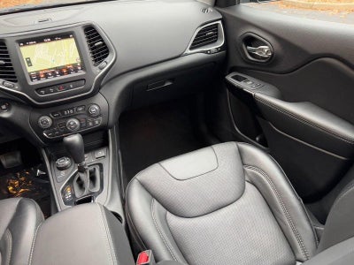 2023 Jeep Cherokee Altitude Lux