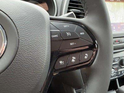 2023 Jeep Cherokee Altitude Lux