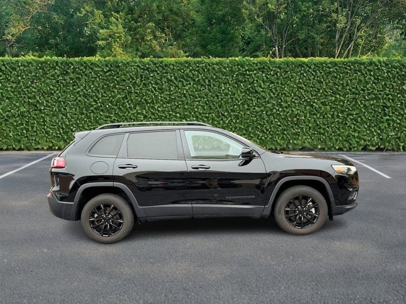2023 Jeep Cherokee Altitude Lux