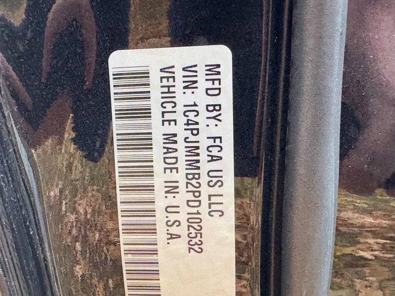 2023 Jeep Cherokee Altitude Lux