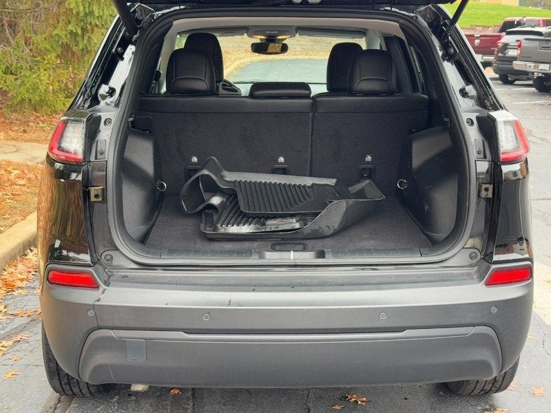 2023 Jeep Cherokee Altitude Lux