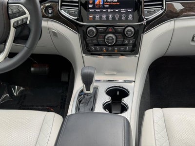 2020 Jeep Grand Cherokee Summit
