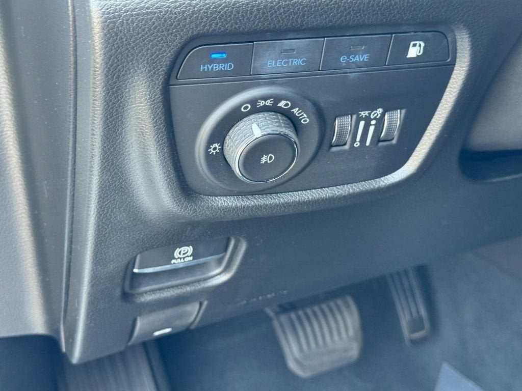 2022 Jeep Grand Cherokee 4xe Overland
