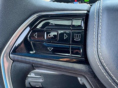2022 Jeep Grand Cherokee 4xe Overland