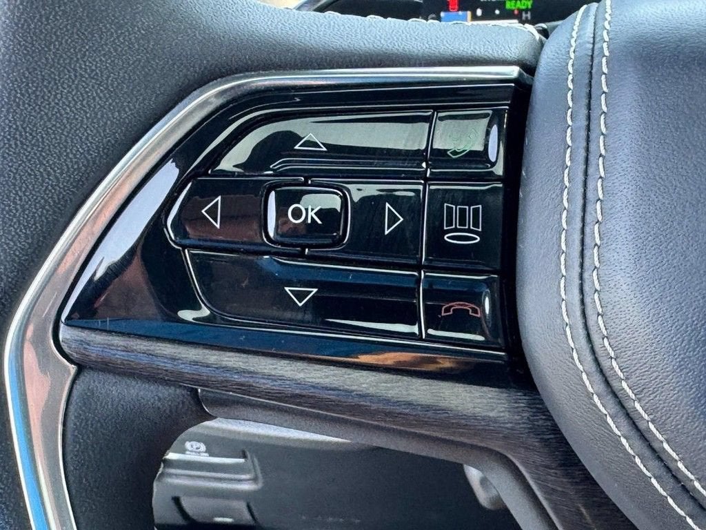 2022 Jeep Grand Cherokee 4xe Overland