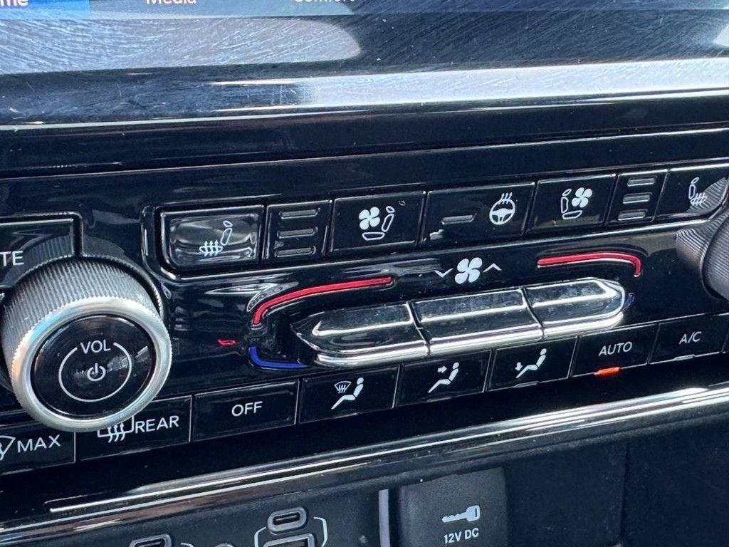 2022 Jeep Grand Cherokee 4xe Overland
