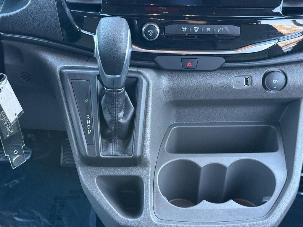 2025 Ford Transit Passenger Wagon XL