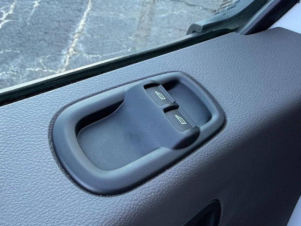 2025 Ford Transit Passenger Wagon XL