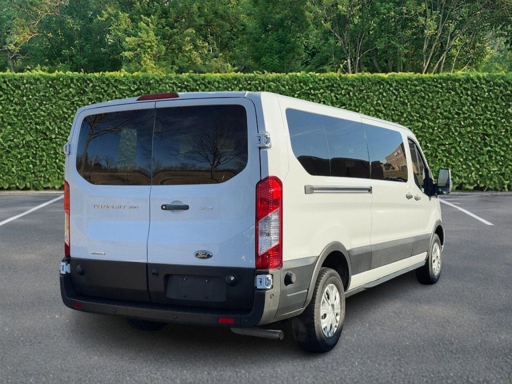 2024 Ford Transit Passenger Wagon XL