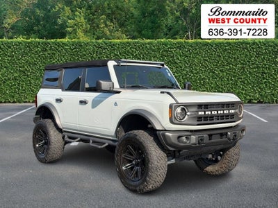 2023 Ford Bronco Base