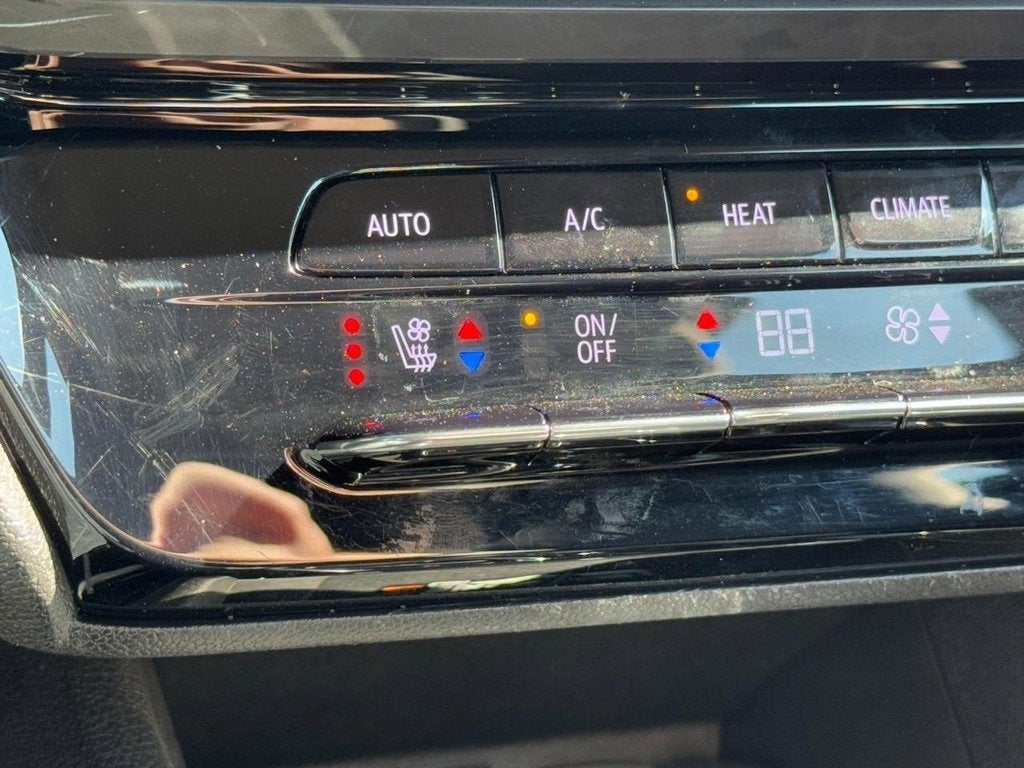 2023 Chevrolet Bolt EUV LT Redline