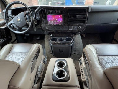 2021 Chevrolet Express Passenger 3500 1LS