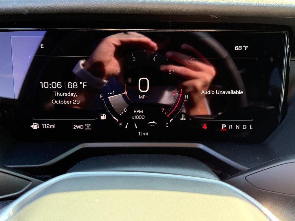 2027 GMC Acadia Elevation