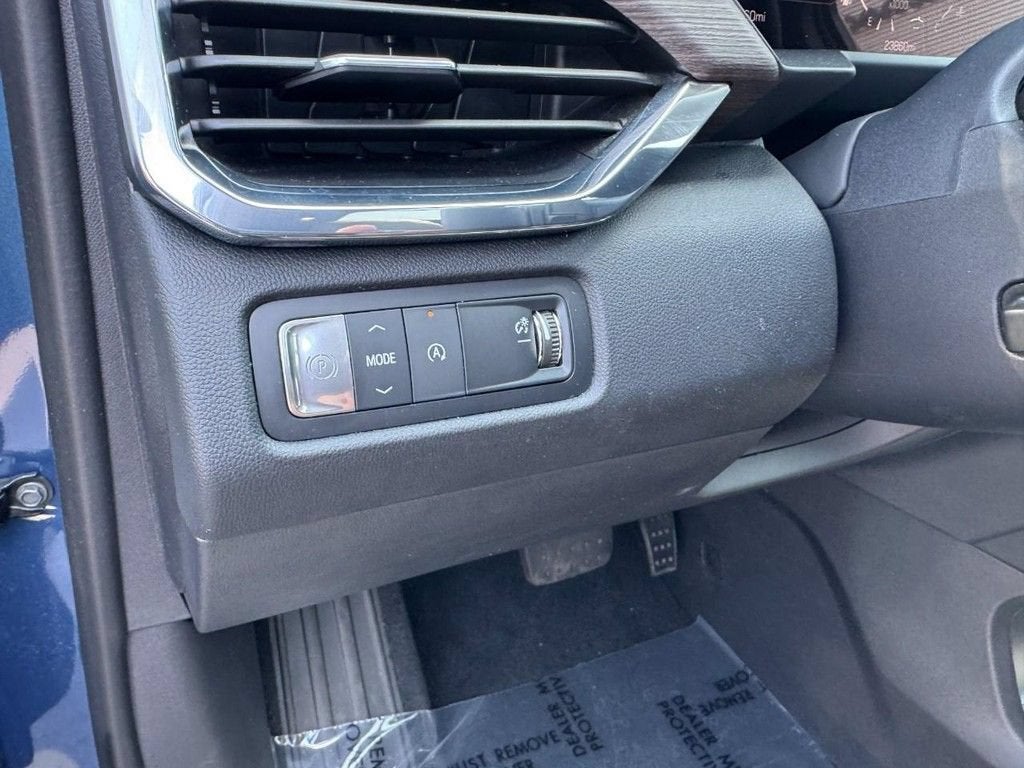 2025 GMC Acadia Denali