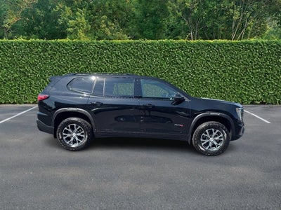 2025 GMC Acadia AT4