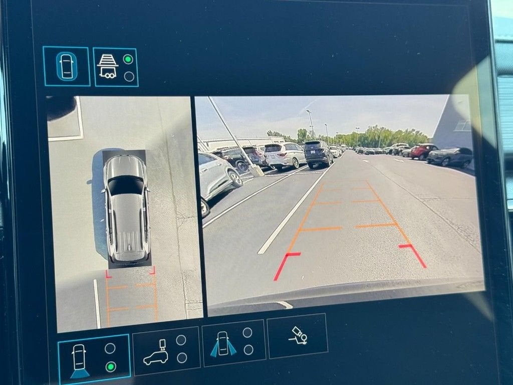 2025 GMC Acadia AT4