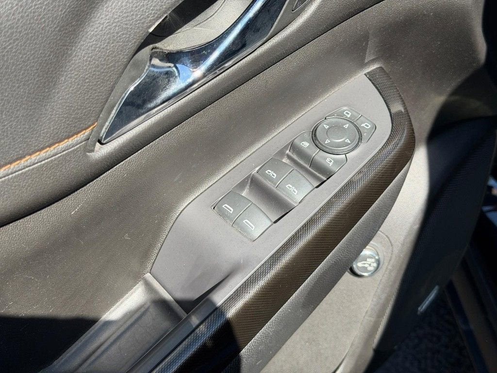 2022 GMC Acadia AT4