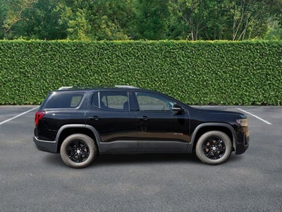 2022 GMC Acadia AT4