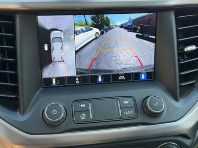 2022 GMC Acadia AT4