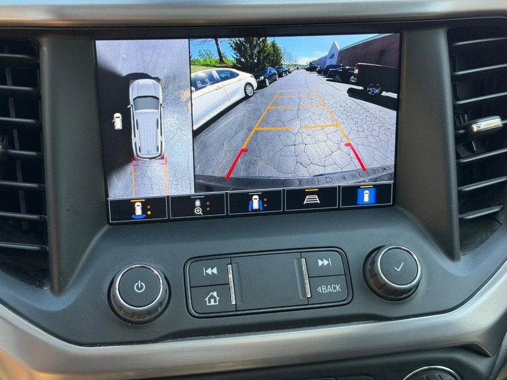 2022 GMC Acadia AT4