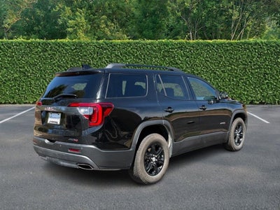 2022 GMC Acadia AT4