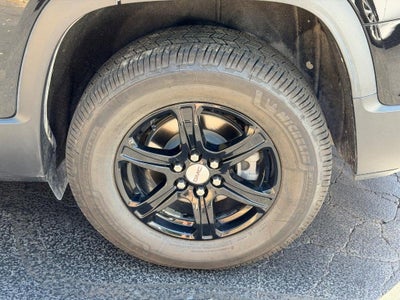 2022 GMC Acadia AT4