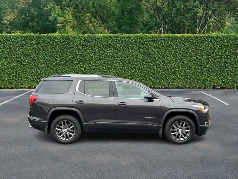 2017 GMC Acadia SLT
