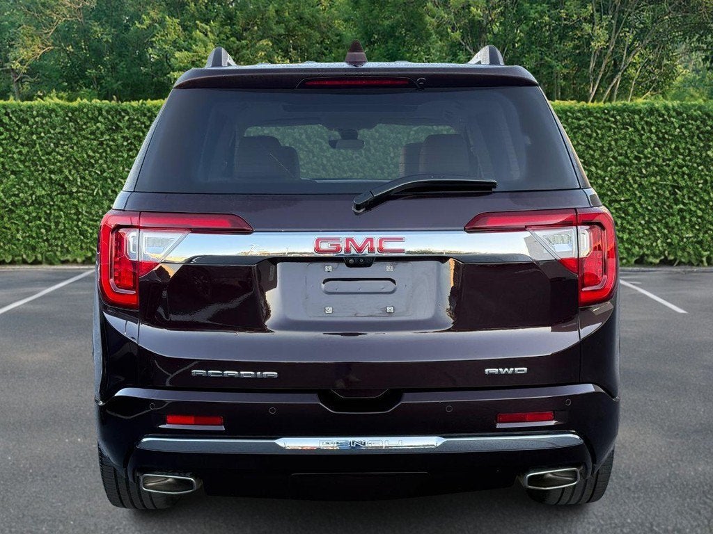 2020 GMC Acadia Denali