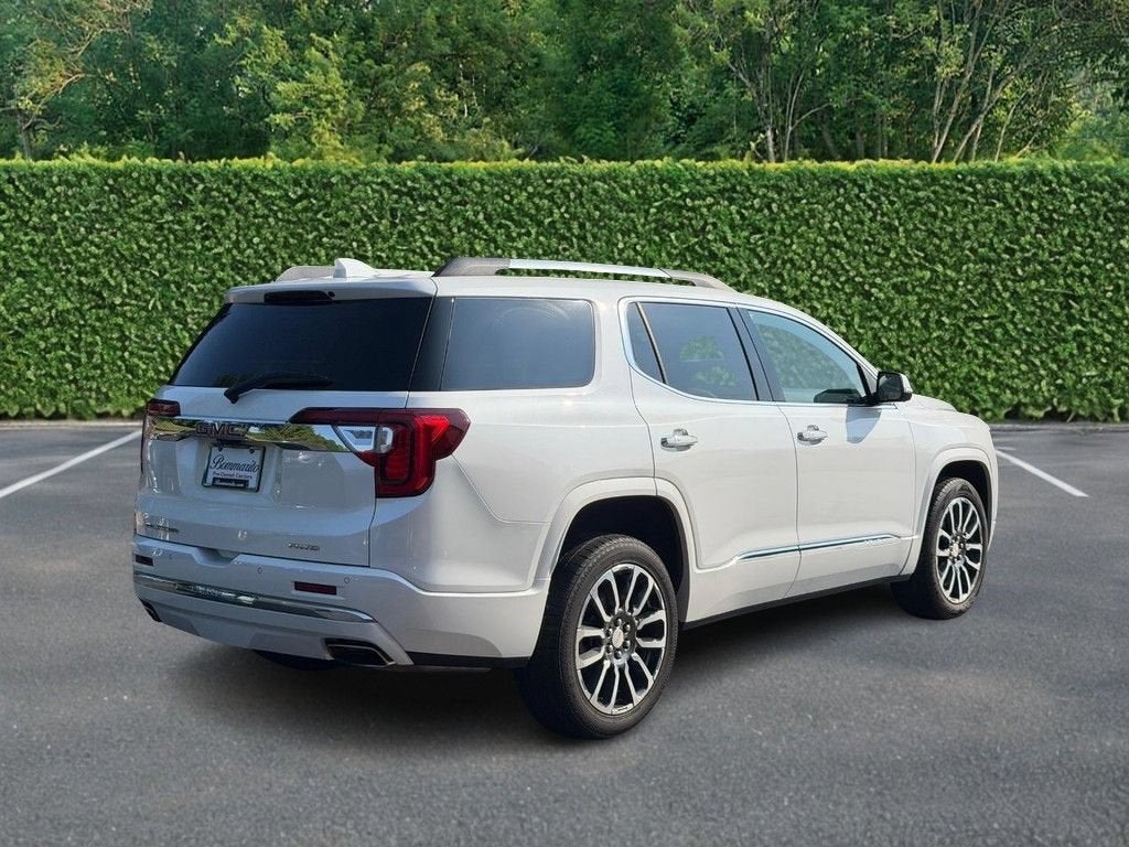 2020 GMC Acadia Denali