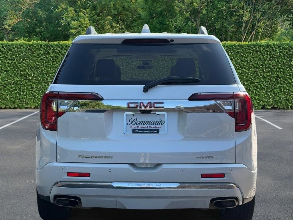 2020 GMC Acadia Denali