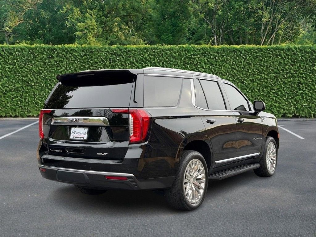 2023 GMC Yukon SLT