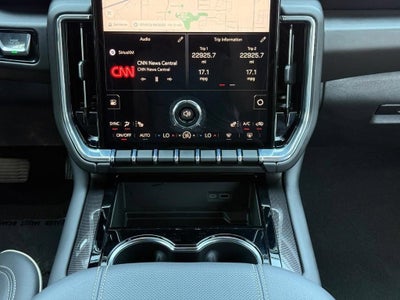 2025 GMC Yukon Elevation