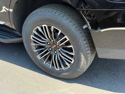 2025 GMC Yukon Elevation
