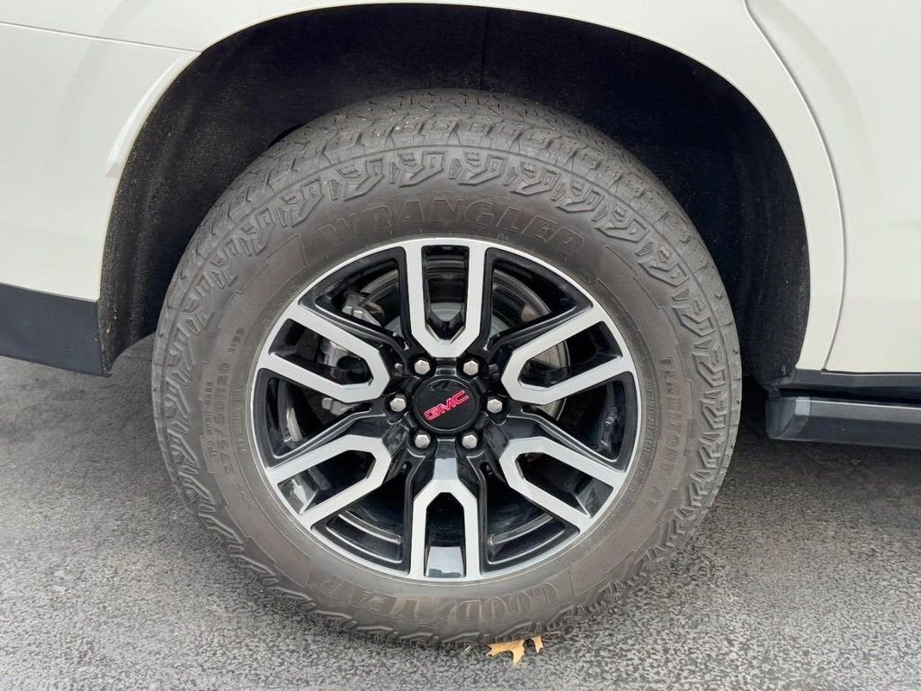2024 GMC Yukon AT4