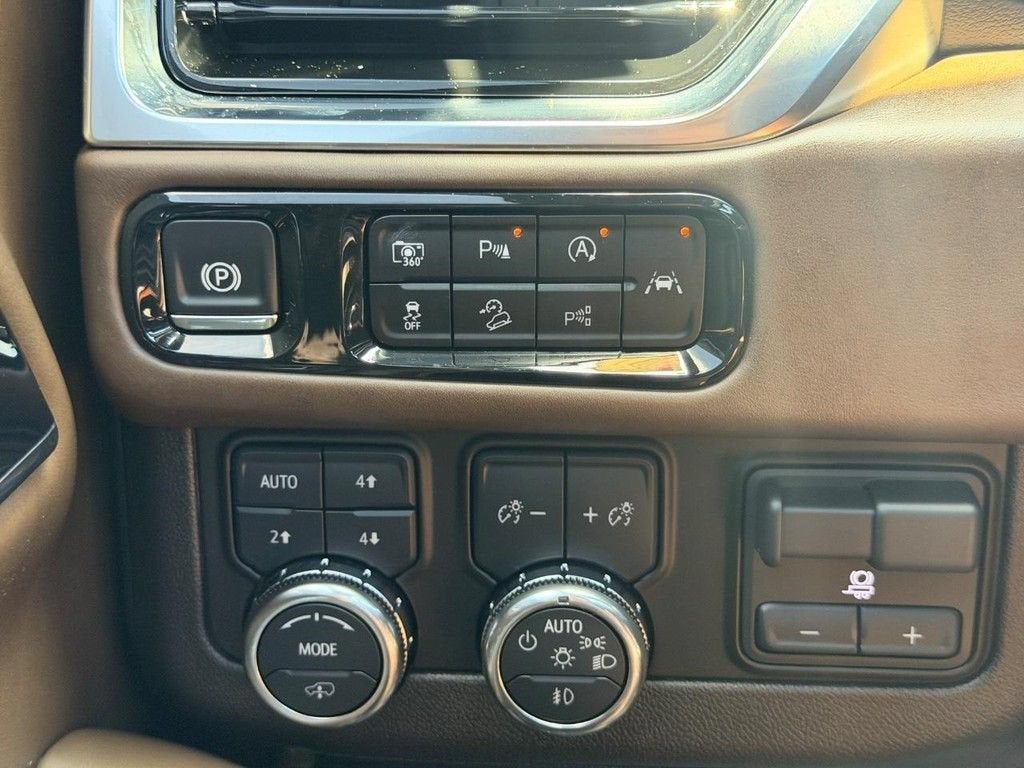 2025 GMC Yukon Denali Ultimate