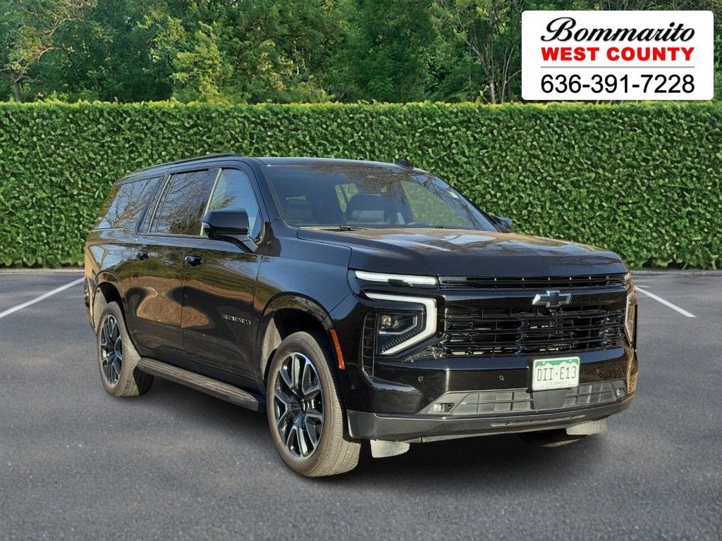 2025 Chevrolet Suburban RST