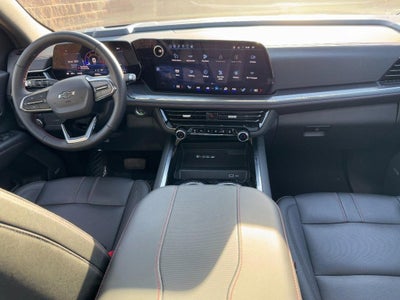 2025 Chevrolet Suburban RST