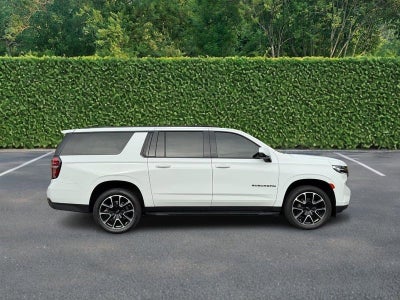 2023 Chevrolet Suburban RST