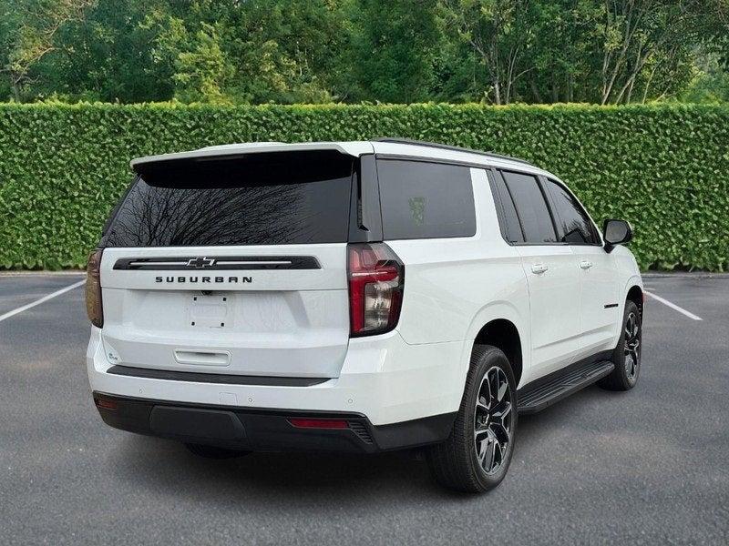 2023 Chevrolet Suburban RST