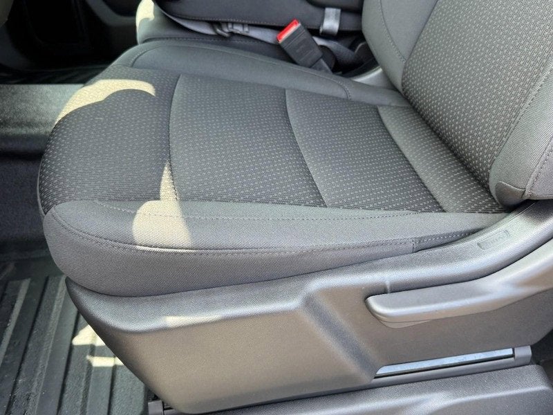 2025 GMC Sierra 3500 HD Pro