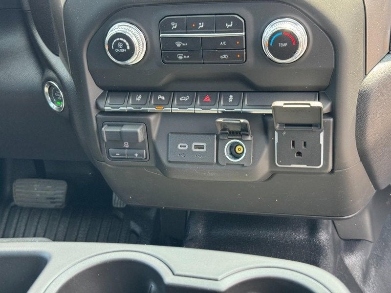 2025 GMC Sierra 3500 HD Pro