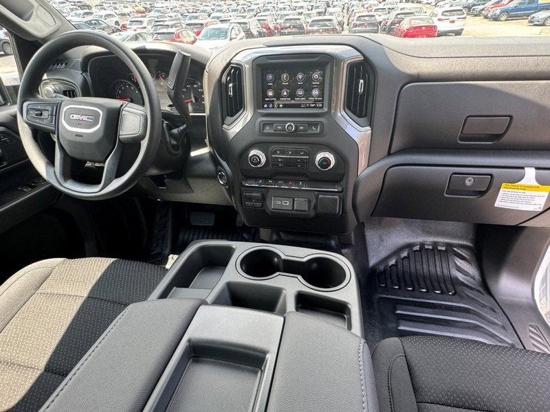 2025 GMC Sierra 3500 HD Pro