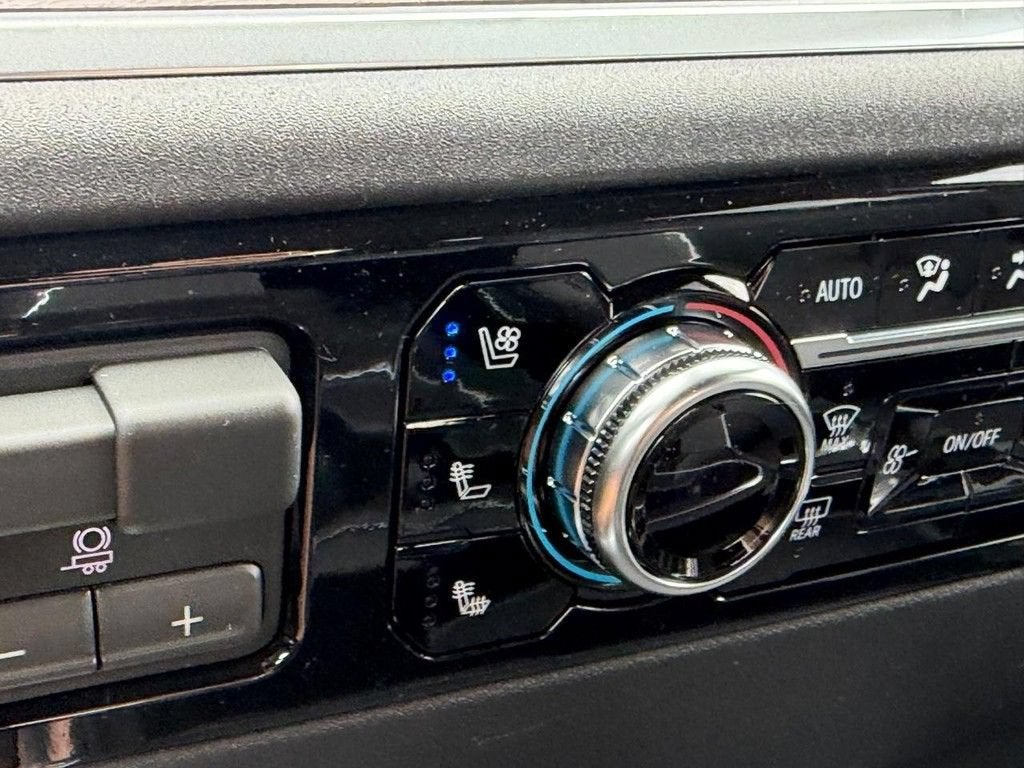 2026 GMC Sierra 2500HD SLT - Photo 14