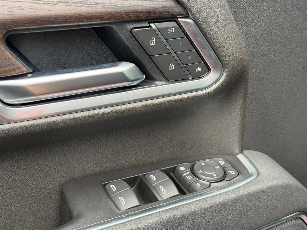 2026 GMC Sierra 2500HD SLT - Photo 9